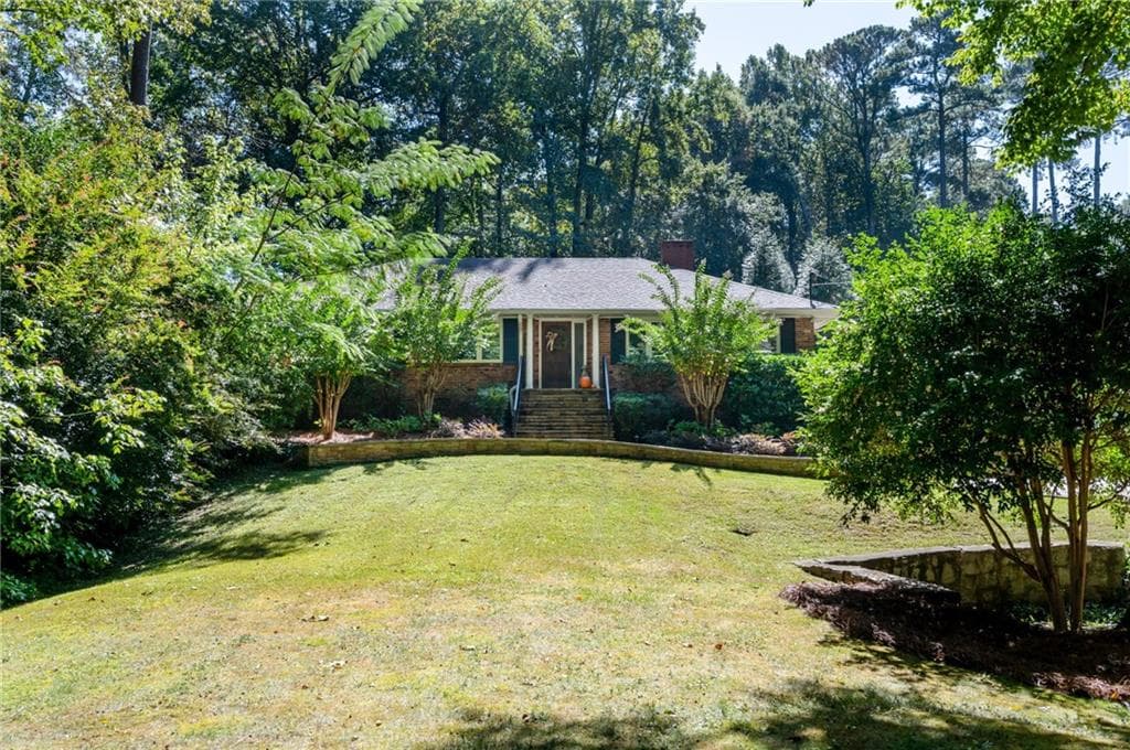 3 bedroom, 2 bathroom, 2,046 sq ft single family residence sold at 811 Stovall Boulevard, Atlanta, GA 30342
