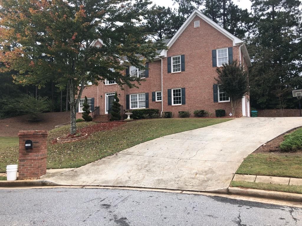 6 bedroom, 5 bathroom, 4,403 sq ft single family residence sold at 1200 Runnelwood Trail, Snellville, GA 30078