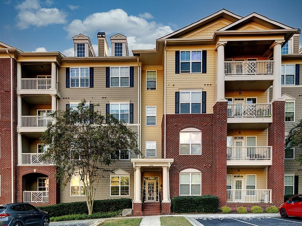2 bedroom, 2 bathroom, 1,332 sq ft condominium sold at 3150 Woodwalk Drive 1110, Atlanta, GA 30339