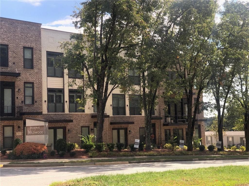 1570 Aldworth Place 18, Atlanta, GA 30339 — most recent listing photo