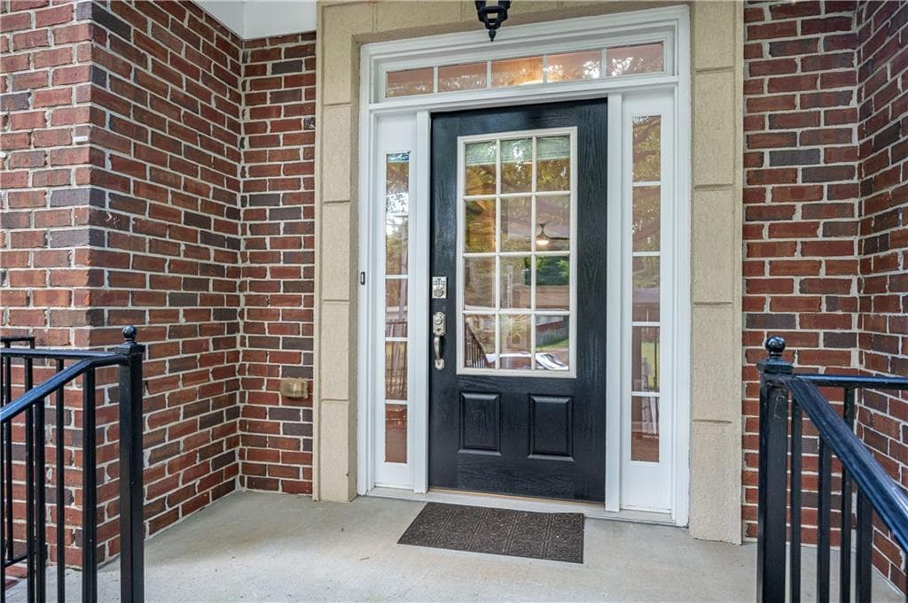 4 bedroom, 4 bathroom, 2,415 sq ft townhouse sold at 1883 Greystone Oaks Way, Atlanta, GA 30345