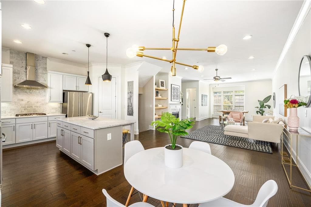4 bedroom, 4 bathroom, 2,527 sq ft townhouse sold at 306 Coalter Way, Decatur, GA 30030