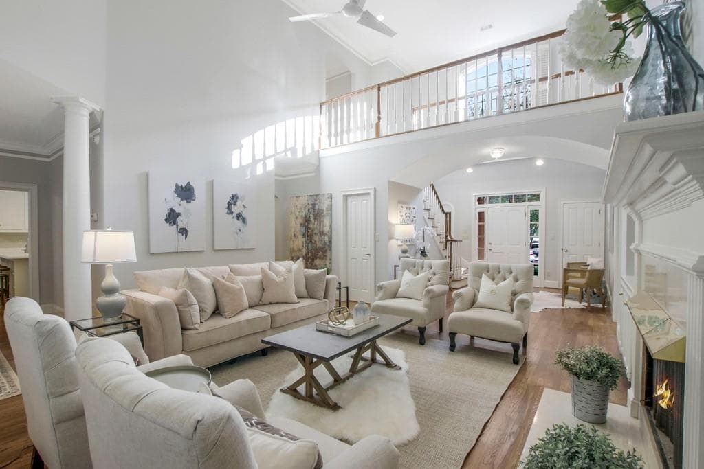 4 bedroom, 4 bathroom, 2,654 sq ft townhouse sold at 674 S Ponce Court, Atlanta, GA 30307