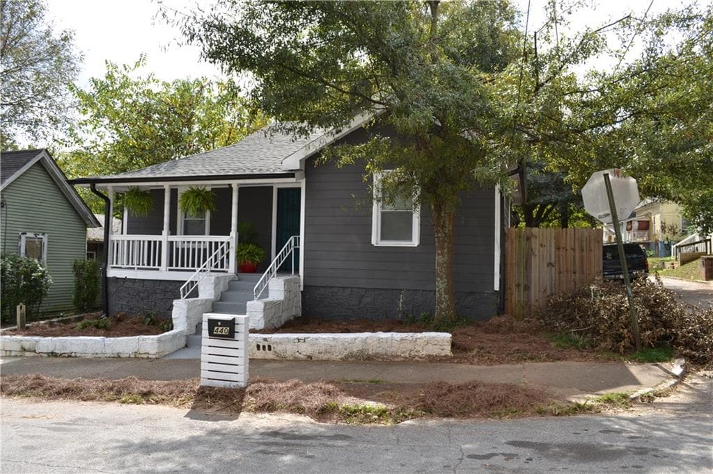 3 bedroom, 2 bathroom, 1,106 sq ft single family residence sold at 440 Roy Street, Atlanta, GA 30310