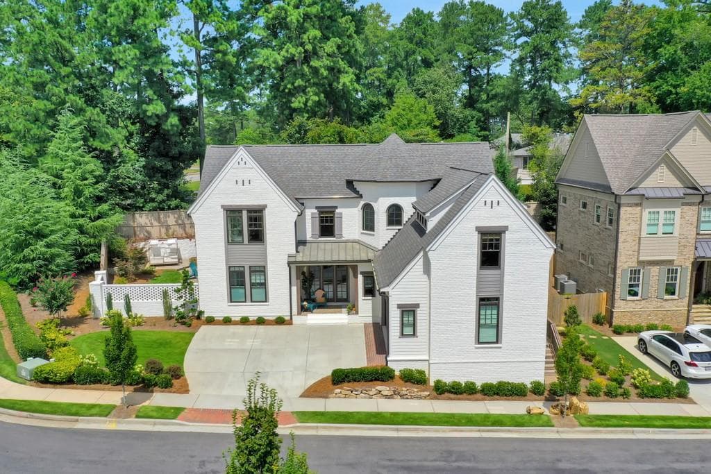 4 bedroom, 6 bathroom, 3,925 sq ft single family residence sold at 1791 Kent Avenue, Dunwoody, GA 30338