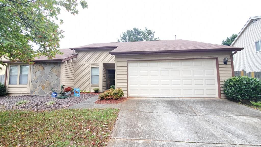 2975 Clipper Court, Lawrenceville, GA 30044 — most recent listing photo