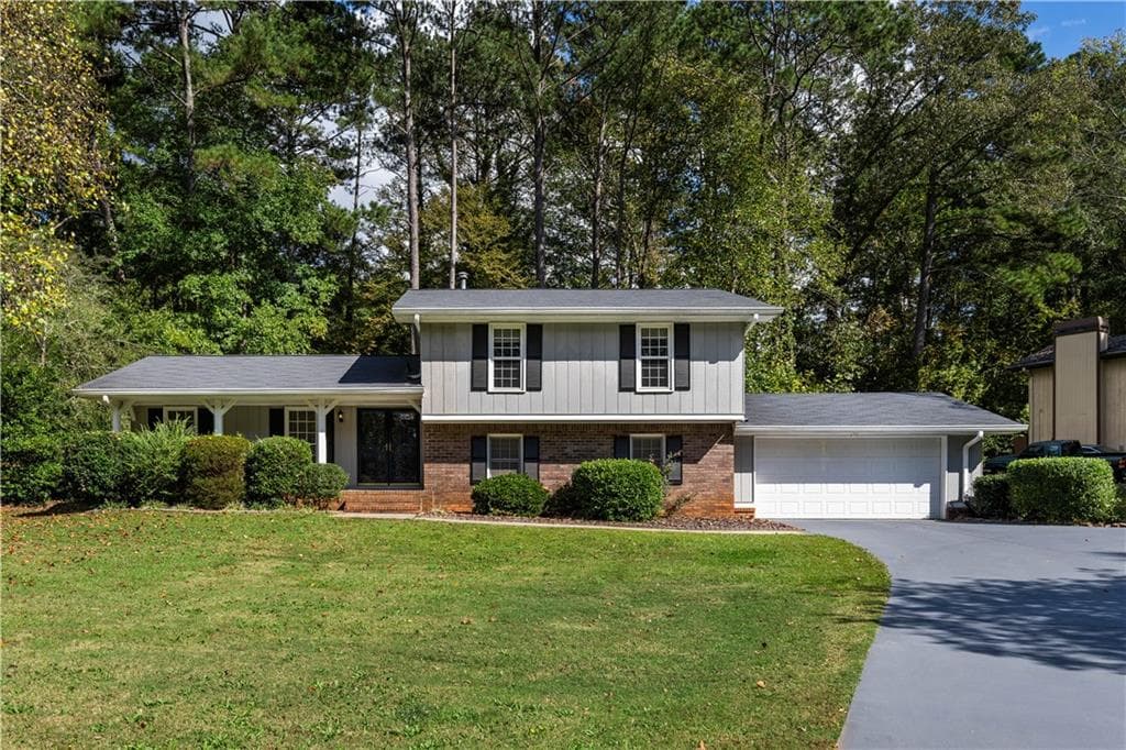 4519 Newcastle Circle, Lithonia, GA 30038 — most recent listing photo