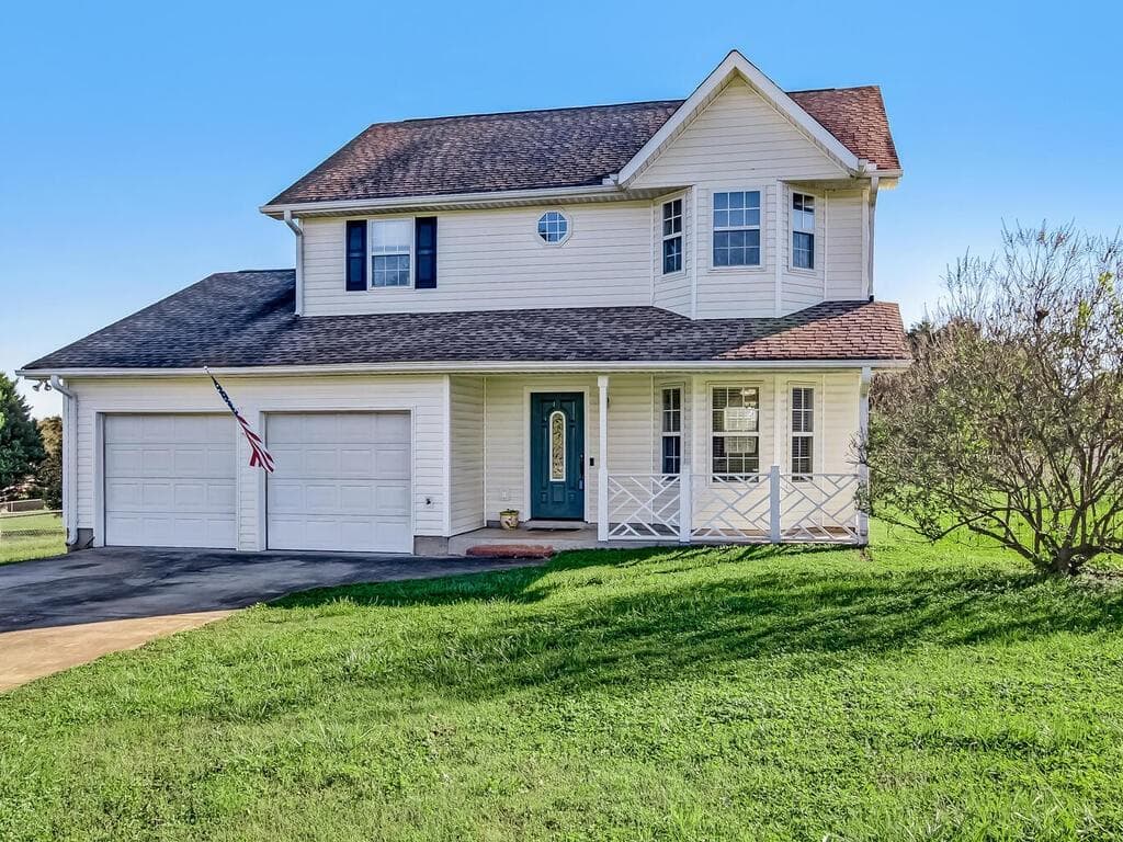 375 Kay Drive, Winder, GA 30680 — most recent listing photo
