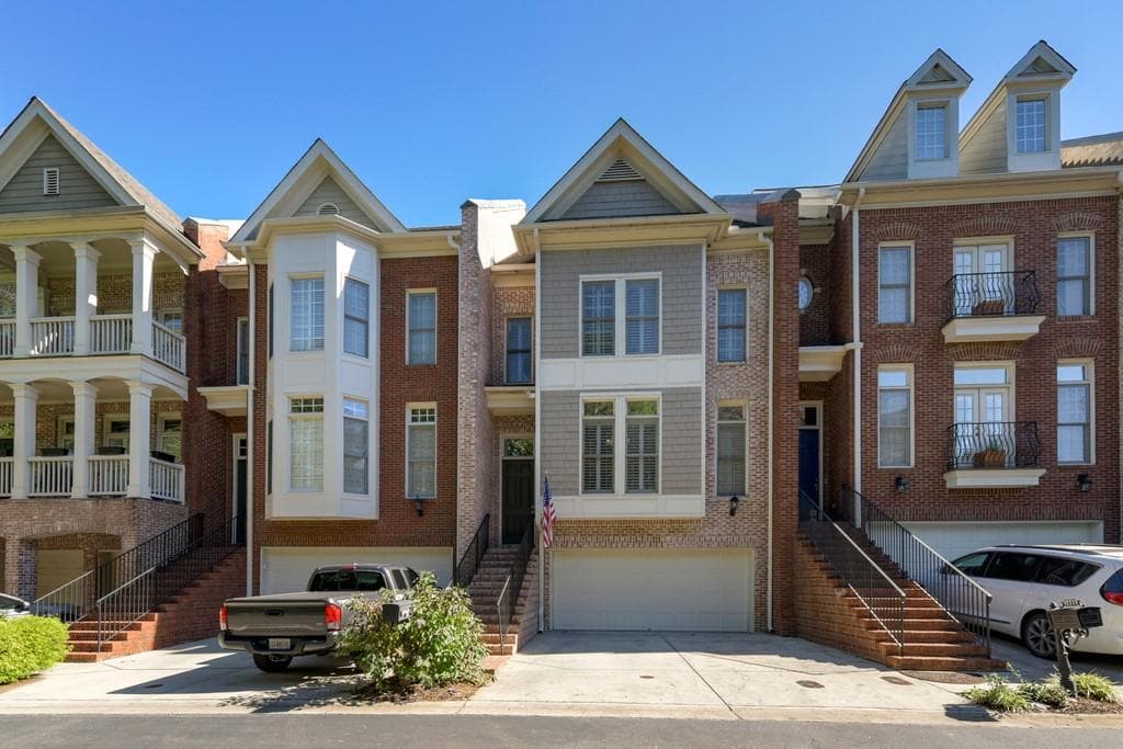 4 bedroom, 5 bathroom, 3,800 sq ft townhouse sold at 1467 Wembley Court, Atlanta, GA 30329