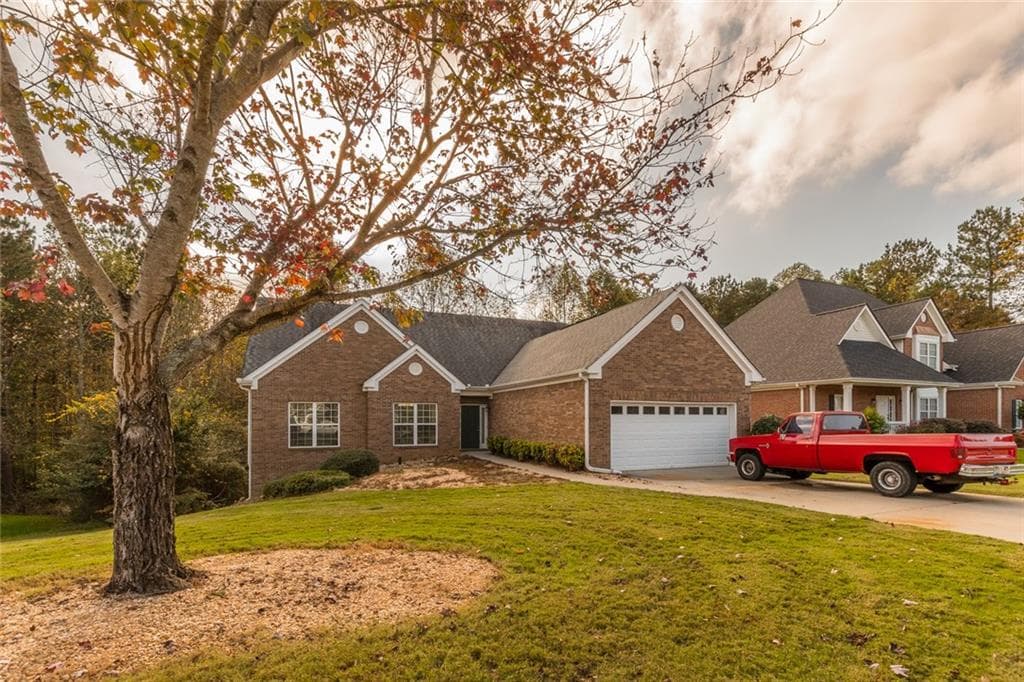 4997 Holland View Drive, Flowery Branch, GA 30542 — most recent listing photo