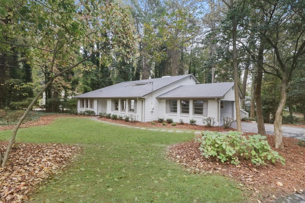 1105 Spalding Drive, Sandy Springs, GA 30350 — most recent listing photo