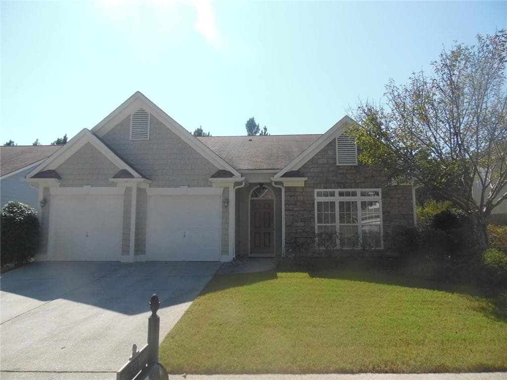 2925 Cooper Woods Lane, Loganville, GA 30052 — most recent listing photo