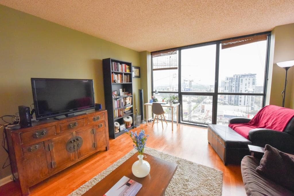 1 bedroom, 1 bathroom, 625 sq ft condominium sold at 1280 W Peachtree Street 2913, Atlanta, GA 30309