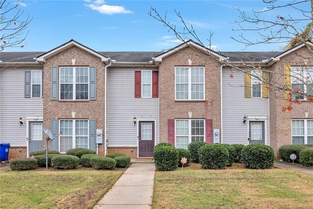 3 bedroom, 3 bathroom, 1,560 sq ft townhouse sold at 3882 WALDROP Lane, Decatur, GA 30034