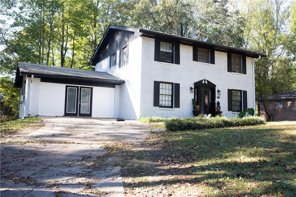 5 bedroom, 3 bathroom, 1,920 sq ft single family residence sold at 1711 E Kellogg, Douglasville, GA 30134