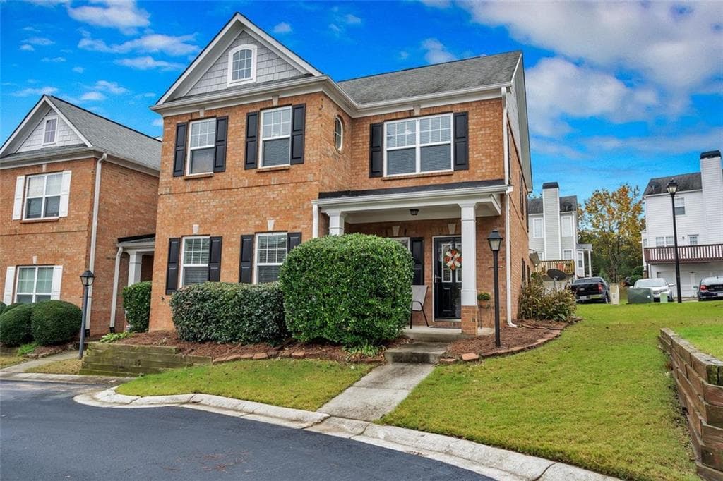 3 bedroom, 3 bathroom, 2,112 sq ft townhouse sold at 1168 LAKE POINT Way, Suwanee, GA 30024