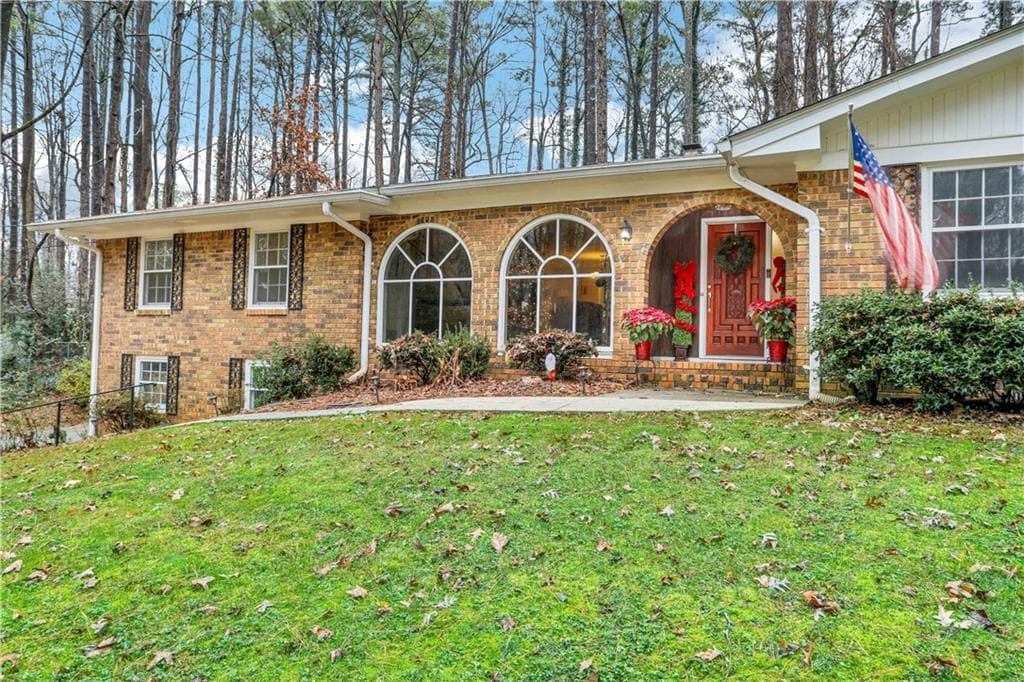 5428 Pheasant Run, Smoke Rise, GA 30087 — most recent listing photo