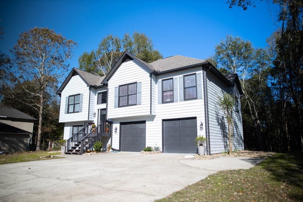 4 bedroom, 3 bathroom single family residence sold at 618 Fox Run, Winder, GA 30680
