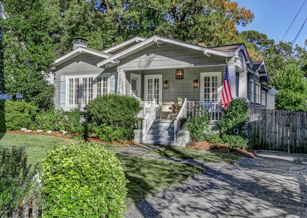 3 bedroom, 2 bathroom single family residence sold at 2525 Acorn Avenue, Atlanta, GA 30305