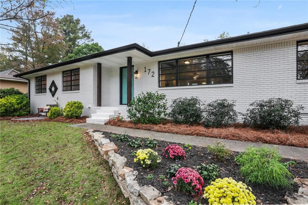 3 bedroom, 2 bathroom, 1,592 sq ft single family residence sold at 172 Evelyn Street, Marietta, GA 30064