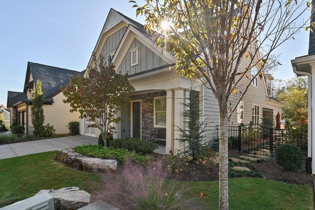 3 bedroom, 3 bathroom, 3,204 sq ft single family residence sold at 112 Foxtail Road, Woodstock, GA 30188