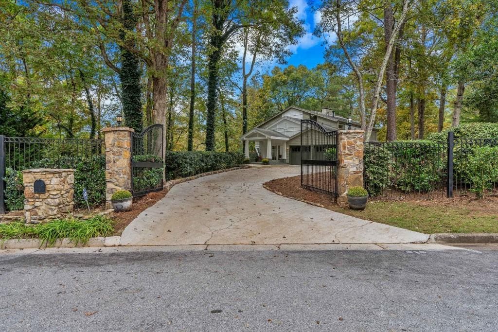 5 bedroom, 4 bathroom, 4,818 sq ft single family residence sold at 305 River Knoll Drive, Sandy Springs, GA 30328