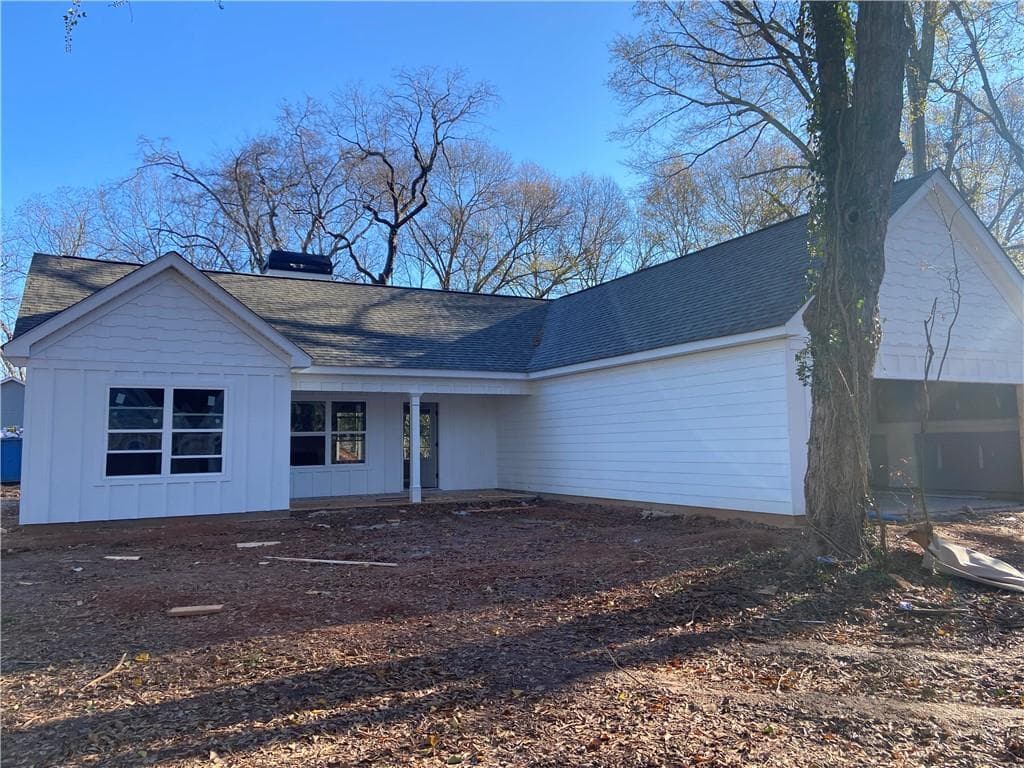 3 bedroom, 2 bathroom single family residence sold at 192 Sims Street, Maysville, GA 30558