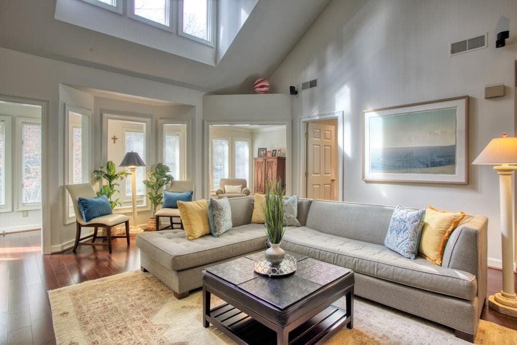 3 bedroom, 3 bathroom, 2,321 sq ft condominium sold at 488 Ansley Walk Terrace 488, Atlanta, GA 30309