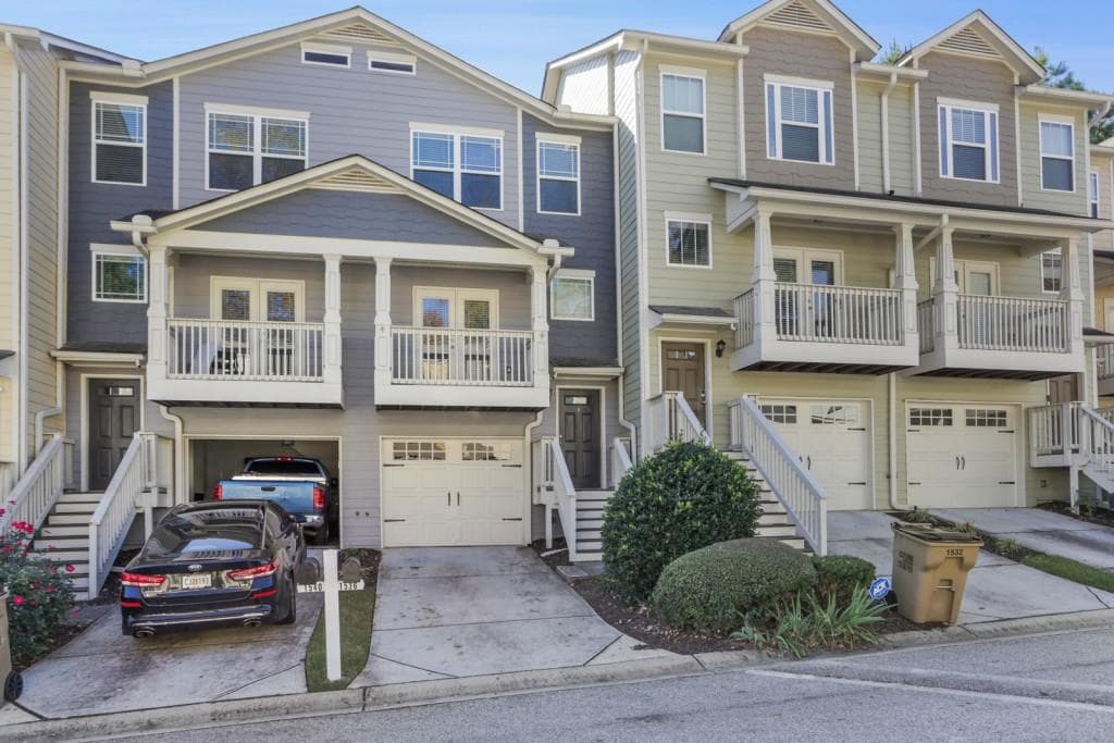 2 bedroom, 4 bathroom, 1,326 sq ft townhouse sold at 1536 Liberty Parkway, Atlanta, GA 30318