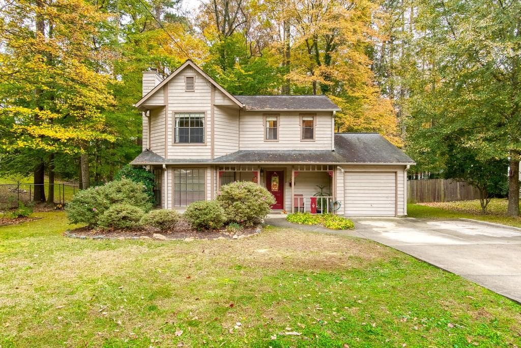 2424 Rhoanoke Drive, Duluth, GA 30096 — most recent listing photo