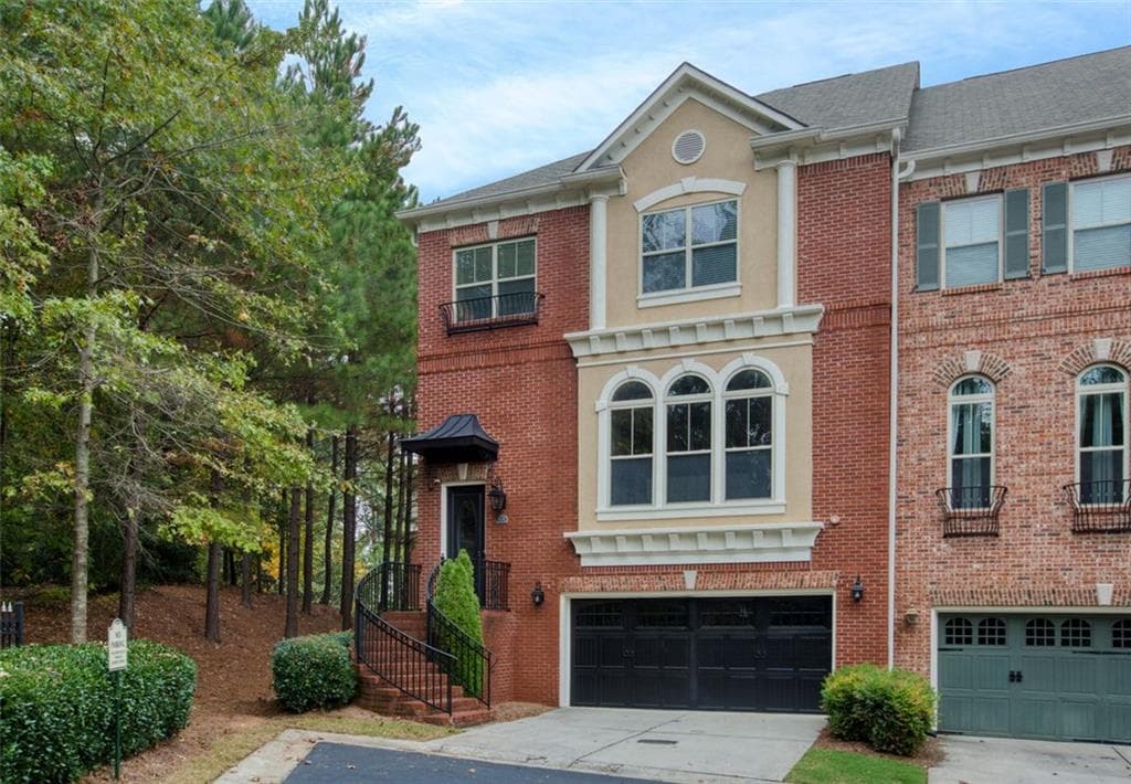 918 Boudreau Court, Sandy Springs, GA 30328 — most recent listing photo