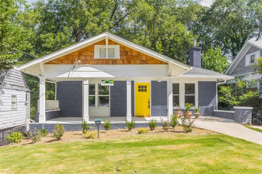 4 bedroom, 3 bathroom, 2,000 sq ft single family residence sold at 1513 MOZLEY Place, Atlanta, GA 30314