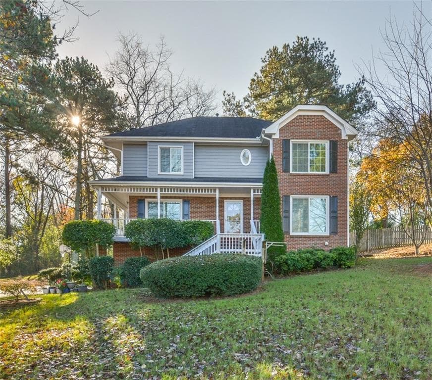 3 bedroom, 3 bathroom, 2,224 sq ft single family residence sold at 540 Clear Lake Lane, Suwanee, GA 30024