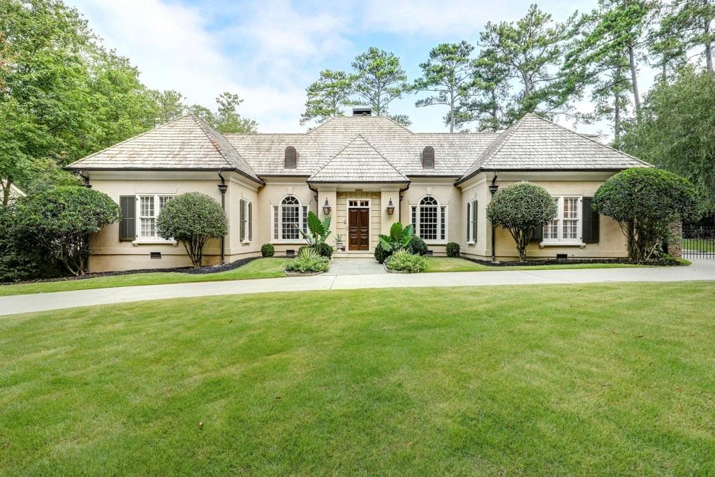 5 Old Stratton Chase, Sandy Springs, GA 30328 — most recent listing photo