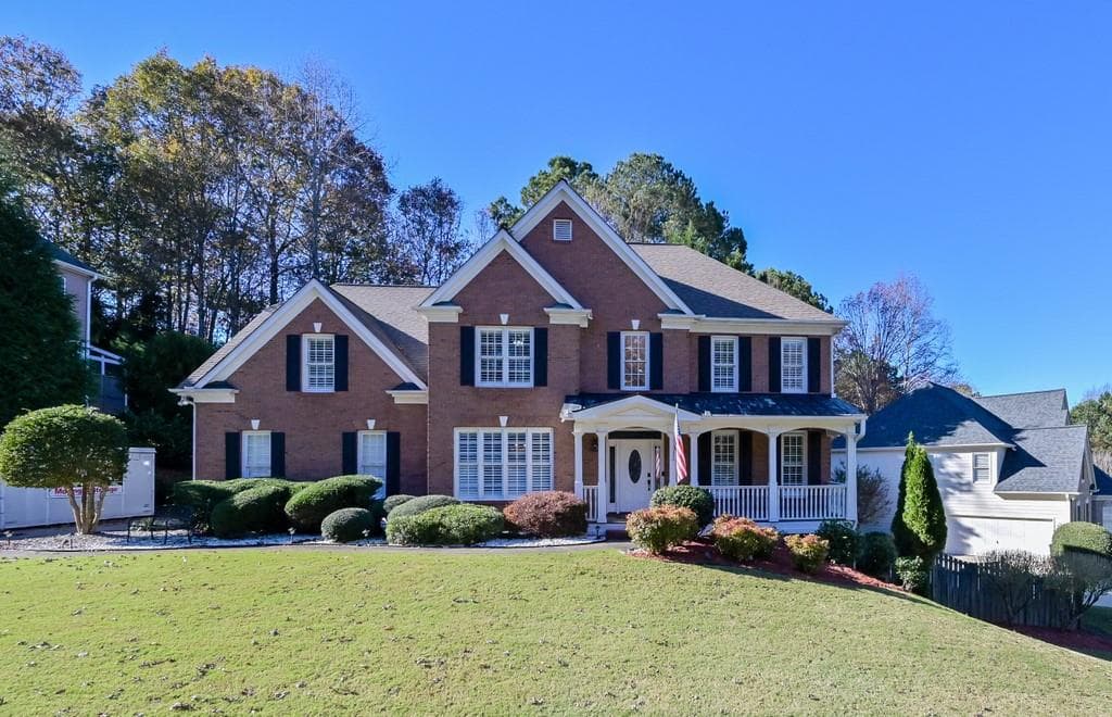4 bedroom, 4 bathroom, 4,753 sq ft single family residence sold at 575 Fairway Drive, Woodstock, GA 30189
