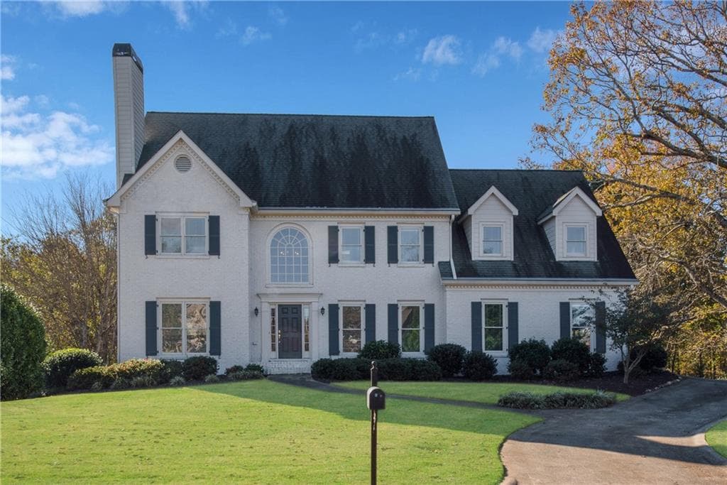 5 bedroom, 4 bathroom, 3,239 sq ft single family residence sold at 1045 Devereux Chase, Roswell, GA 30075