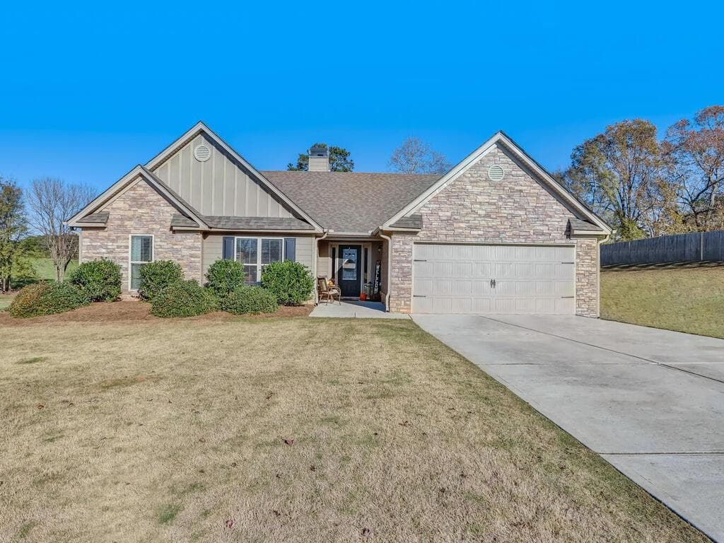 254 Cambridge Farms Drive, Hoschton, GA 30548 — most recent listing photo