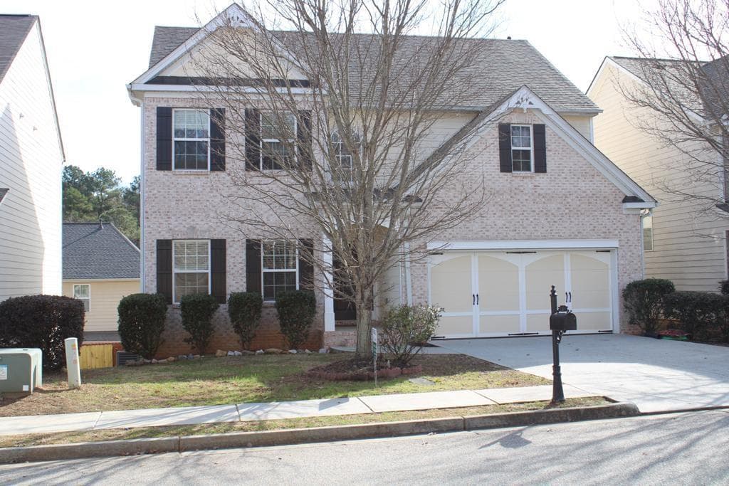 649 Lynnfield Drive, Lawrenceville, GA 30045 — most recent listing photo