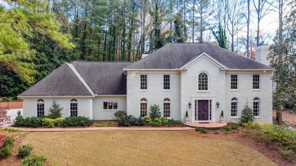 5 bedroom, 7 bathroom, 8,750 sq ft single family residence sold at 1360 Beechwood Hills Court, Atlanta, GA 30327