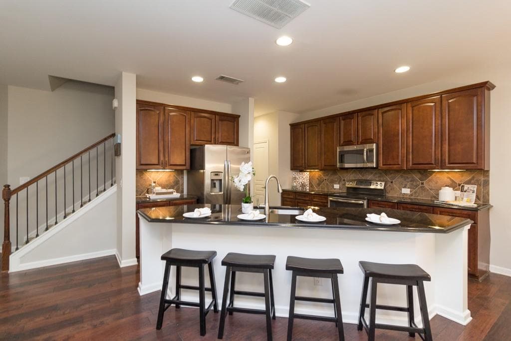 2134 Knoll Place, Brookhaven, GA 30329 — most recent listing photo
