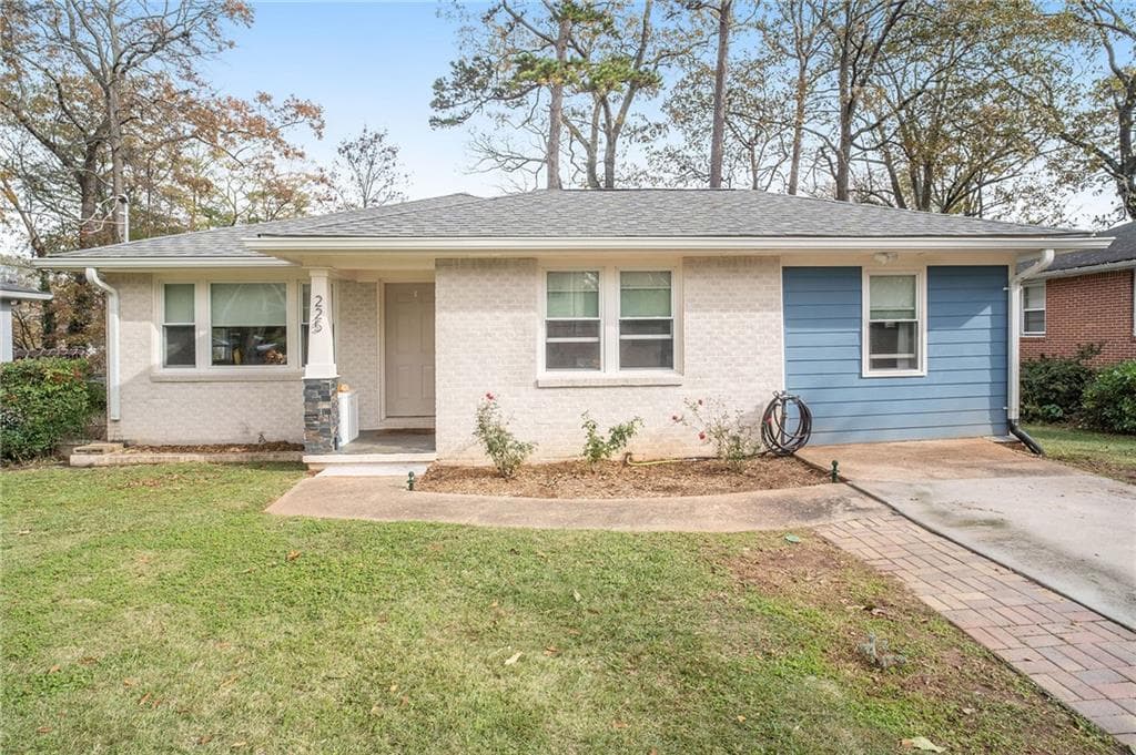 3 bedroom, 2 bathroom, 1,315 sq ft single family residence sold at 225 Martha Avenue, Atlanta, GA 30317