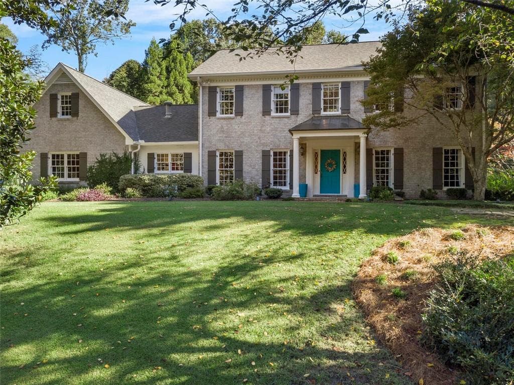 6 bedroom, 6 bathroom, 5,959 sq ft single family residence sold at 4261 Harrogate Drive, Atlanta, GA 30327