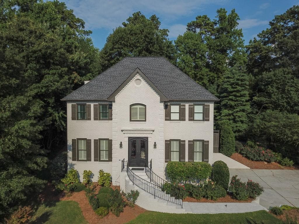 4 bedroom, 4 bathroom, 3,550 sq ft single family residence sold at 839 Byrnwyck Road, Atlanta, GA 30319