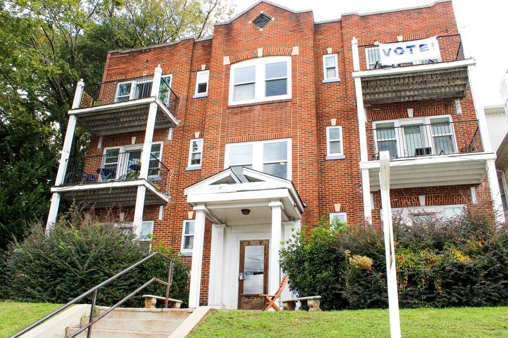 1 bedroom, 1 bathroom, 442 sq ft condominium sold at 373 Moreland Avenue #105, Atlanta, GA 30307