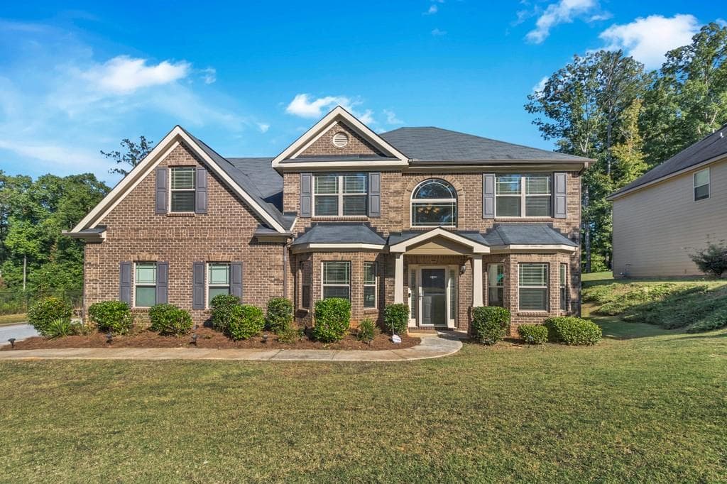 4025 Trimrose Court, Atlanta, GA 30349 — most recent listing photo