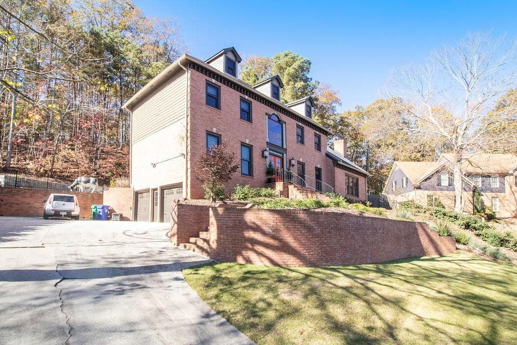 5 bedroom, 4 bathroom, 17,424 sq ft single family residence sold at 3978 Fernway Court, Brookhaven, GA 30319