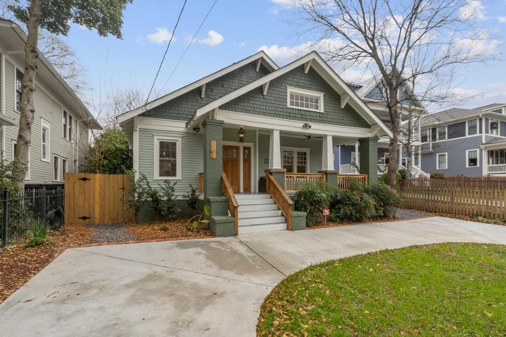 4 bedroom, 2 bathroom, 1,862 sq ft single family residence sold at 135 Howard Street, Atlanta, GA 30317