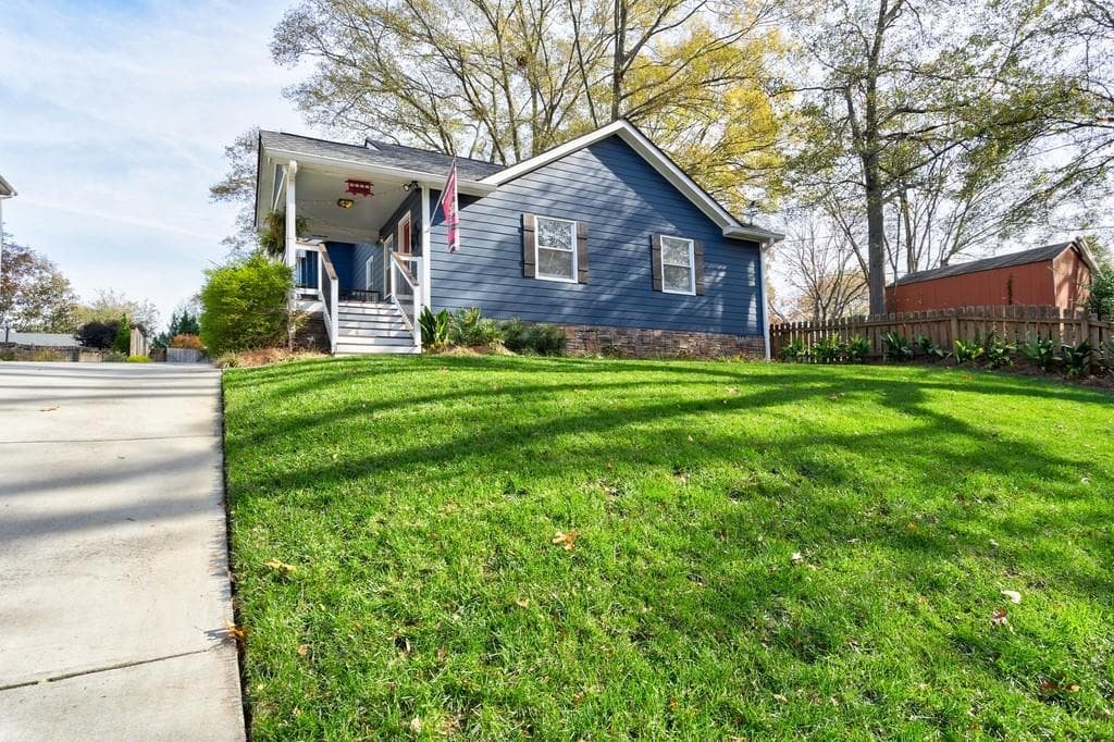3 bedroom, 2 bathroom, 1,472 sq ft single family residence sold at 508 Glenwood Place, Atlanta, GA 30316