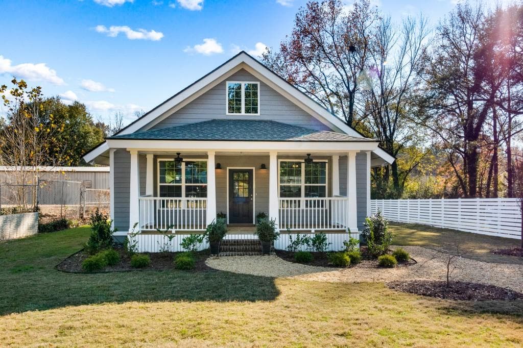 3 bedroom, 2 bathroom, 1,288 sq ft single family residence sold at 2253 Lawson Way, Atlanta, GA 30341