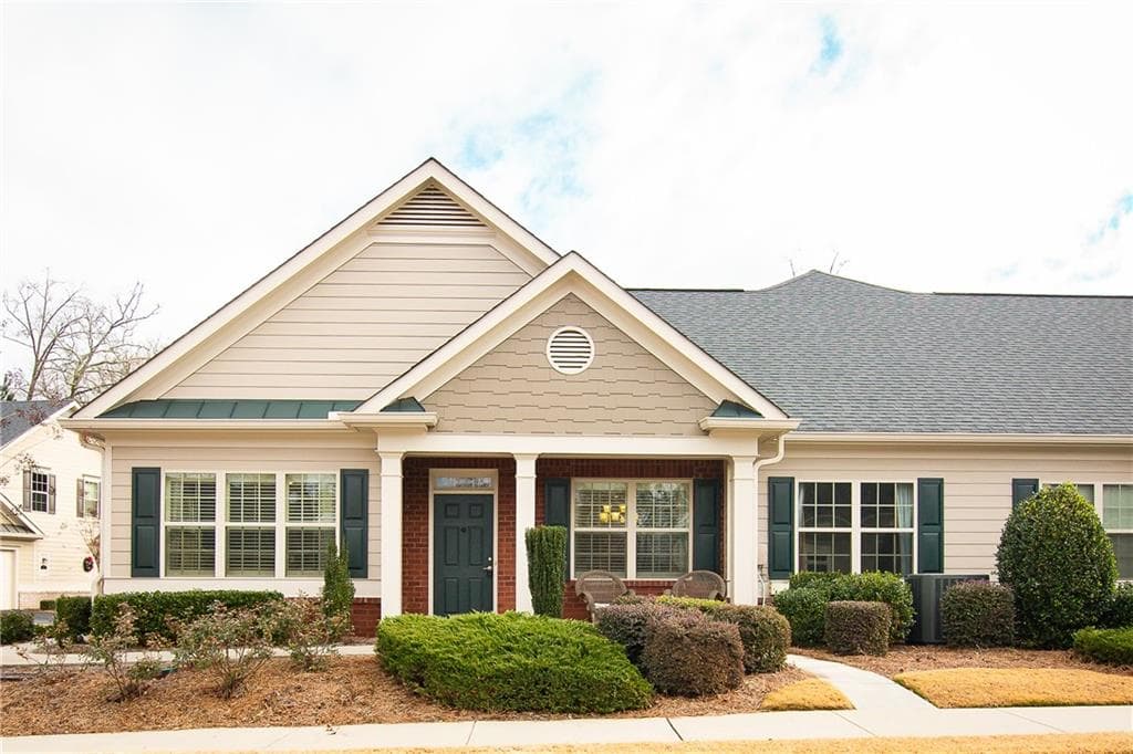2 bedroom, 2 bathroom, 2,275 sq ft condominium sold at 105 Owens Farm Lane, Woodstock, GA 30188